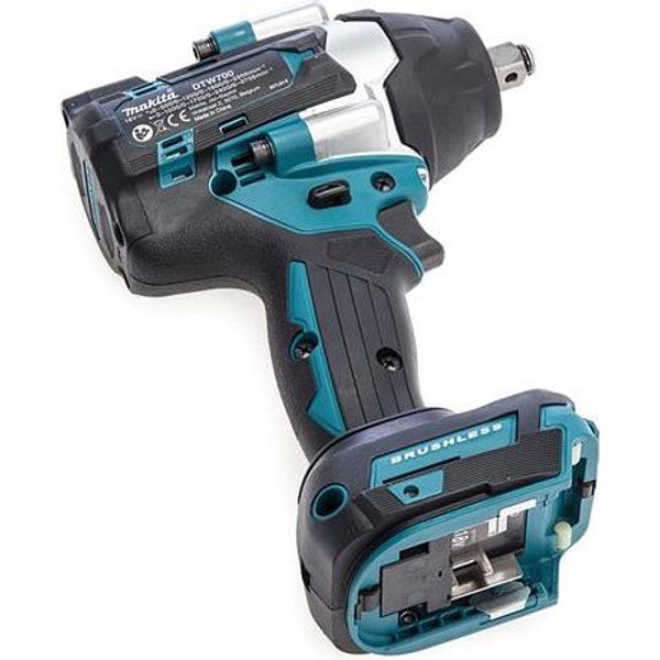 Makita DTW700Z — ударный аккумуляторный