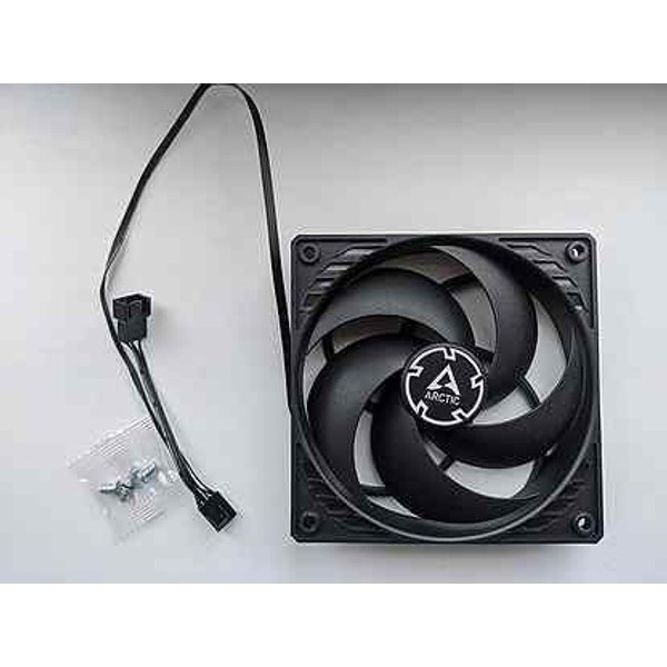 Arctic P12 PWM PST — корпусный 120 мм, PWM