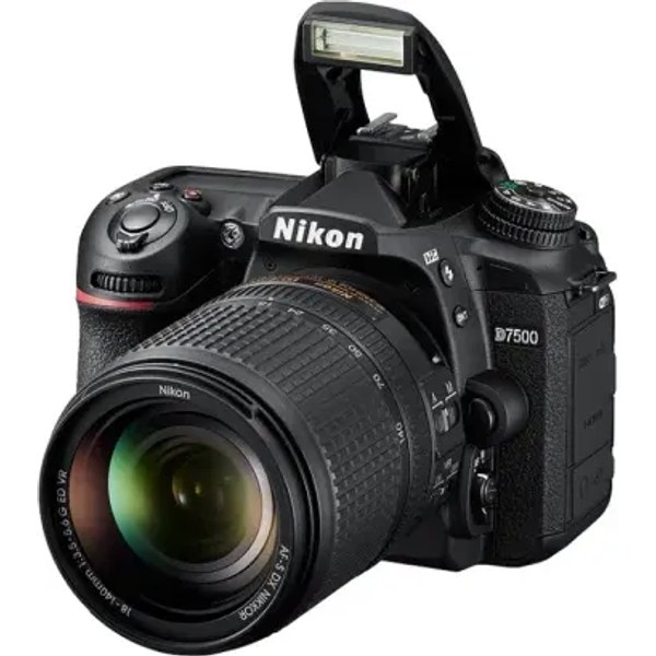 Nikon D7500 — зеркальный APS-C